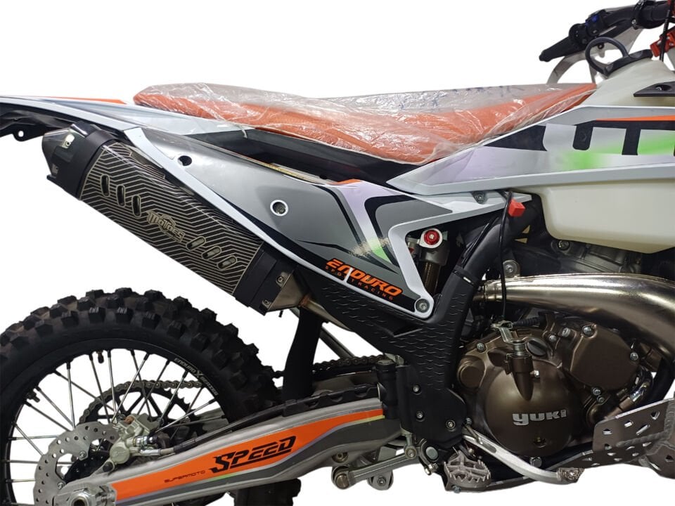 Yuki 2025 250 için Egzoz Tüp Koruma