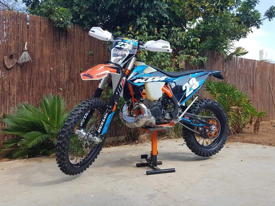 KTM, Husqvarna, GasGas 2020-2023 /250/300 2T için Karter ve Salyangoz Koruma Link Koruma Dahil - GÜMÜŞ (doğal)