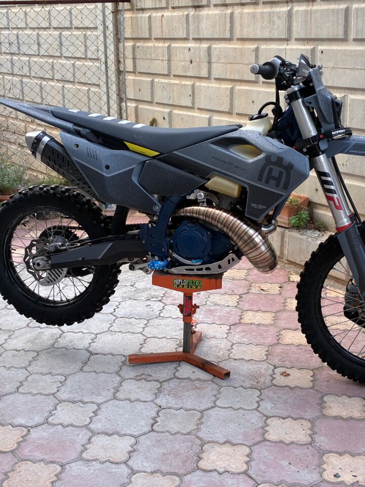 Husqvarna Modelleri için Grafik Kiti Graphic+Plastic+Pipe