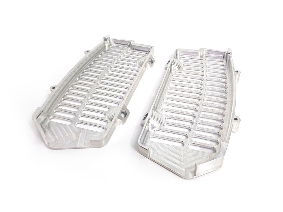 Radyatör Koruma KTM / HUSQ / GASGAS için Katı Alm Plakadan CNC İşlenmiş Radyatör Koruması
