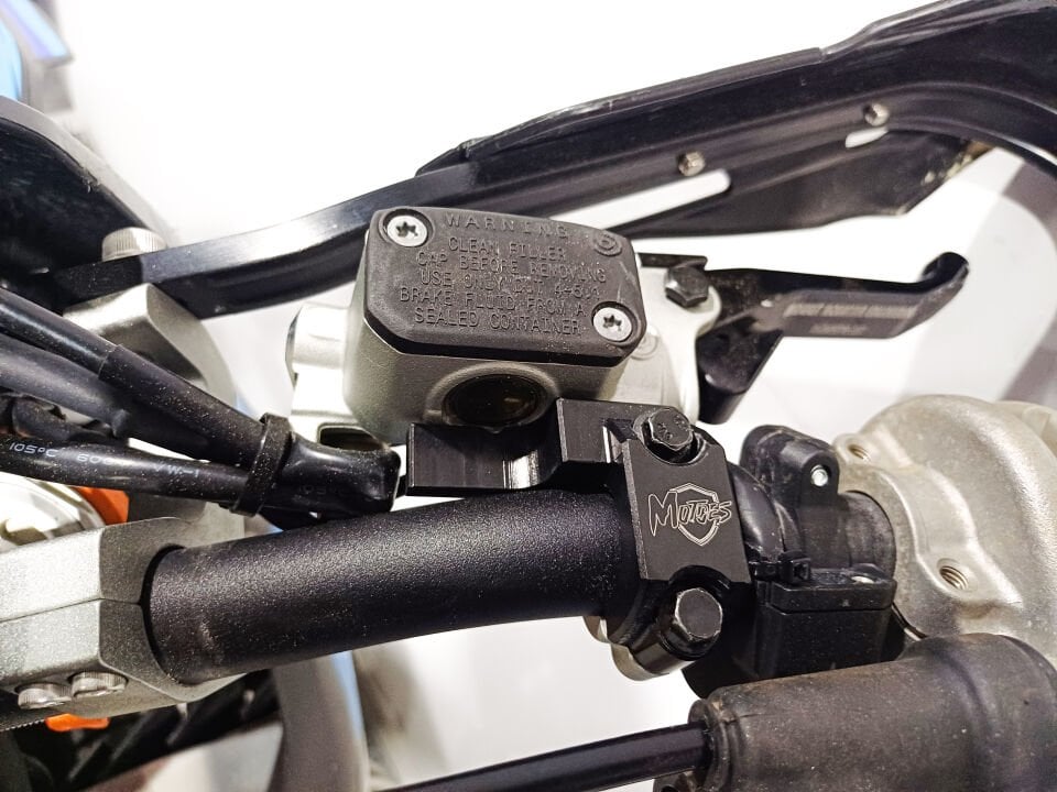 Motoes Anti Break Master Kelepçesi – Brembo Fren için Akıllı Koruma