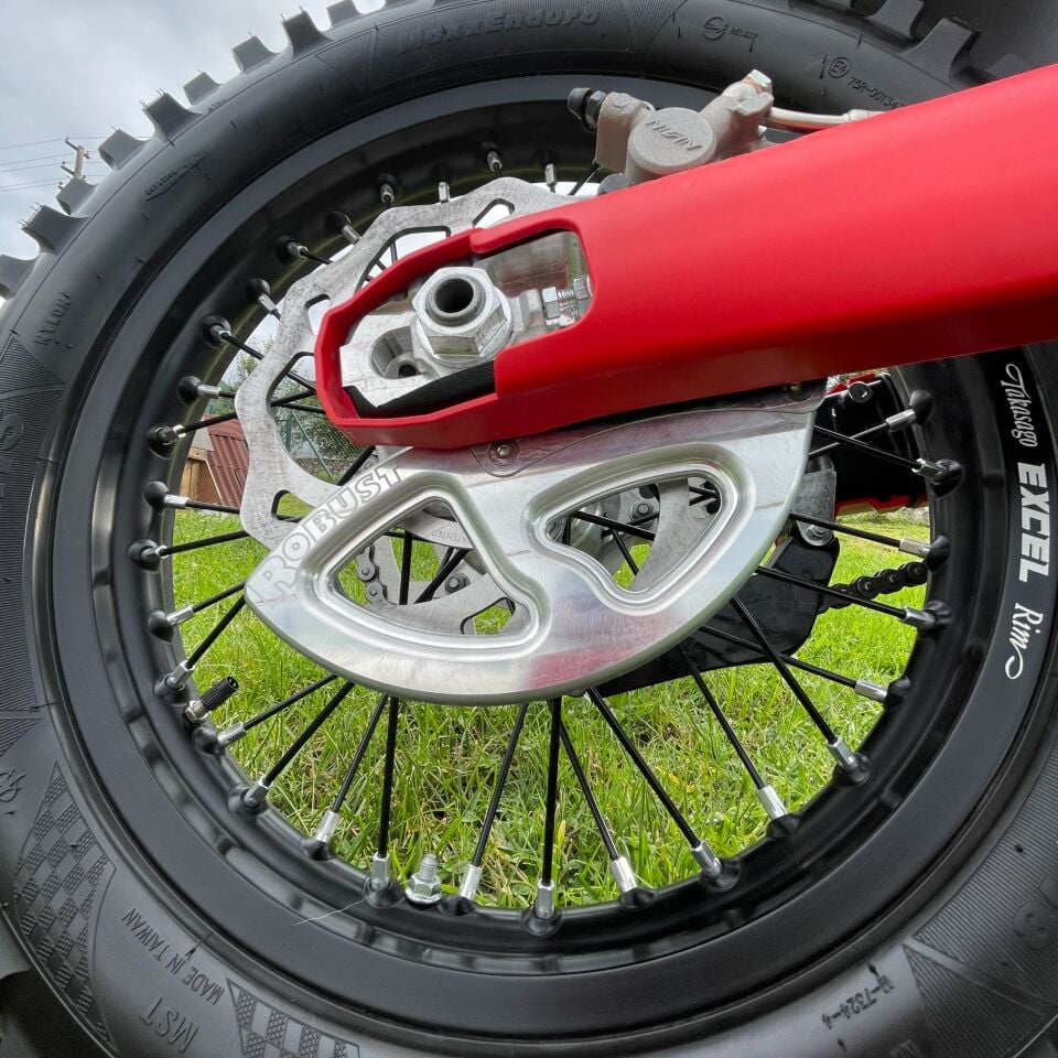 Beta Racing Arka Fren Diski Koruyucusu 2025-26 Aks 22mm