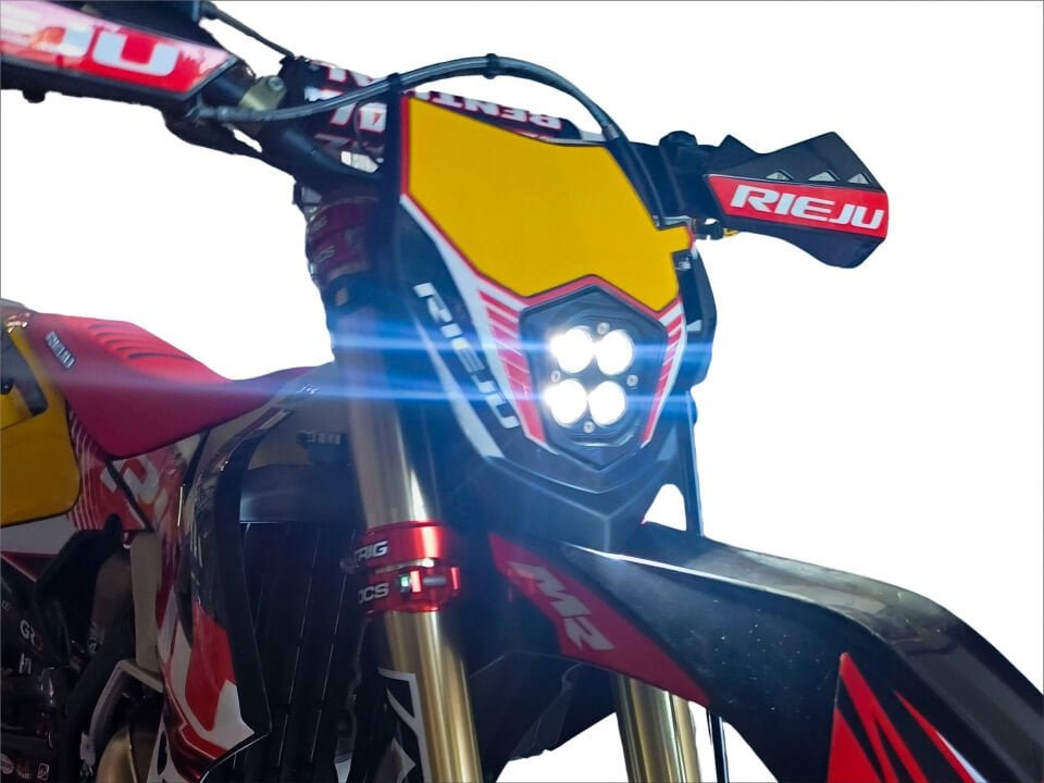 RIEJU 2021-2024 için Motoes Farlar LED Lamba M4 Serisi