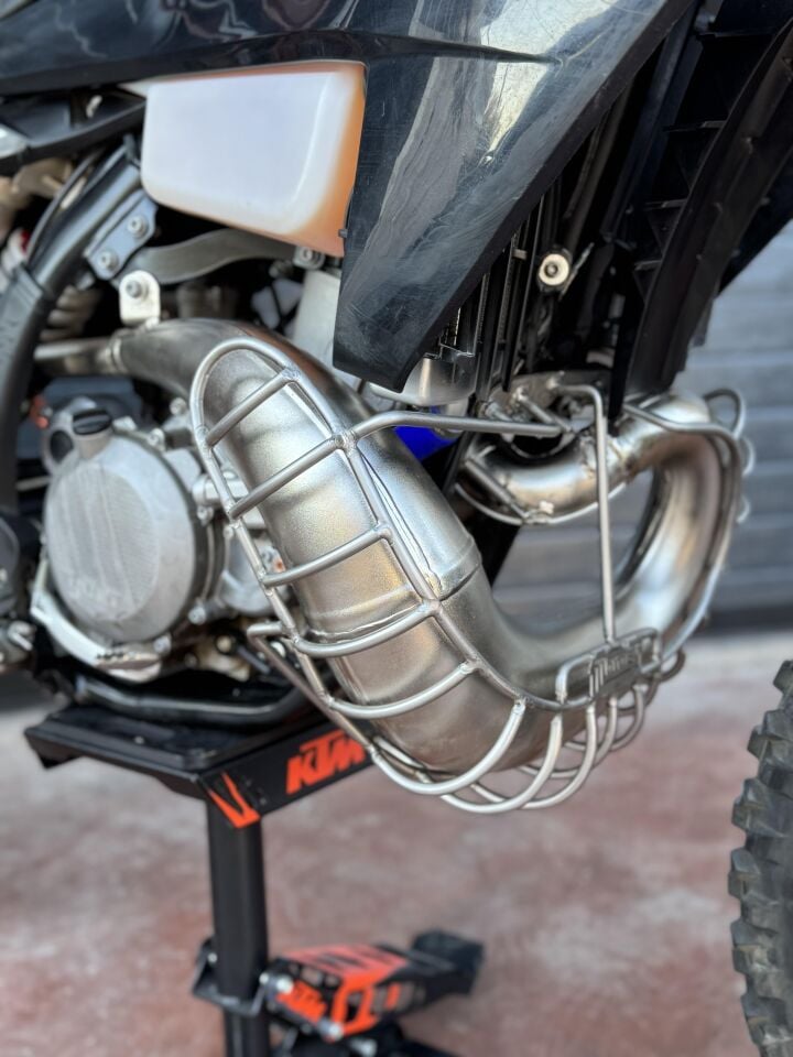 Yuki Dirty Paws 2024 300CC için Tel Ağızlık Koruyucusu