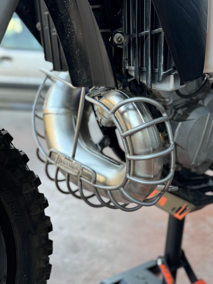 Yuki Dirty Paws 2024 300CC için Tel Ağızlık Koruyucusu