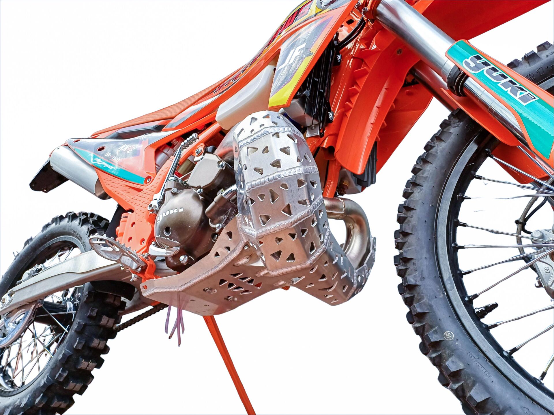 Yuki 2024 250cc Crankcase and Snail Guard