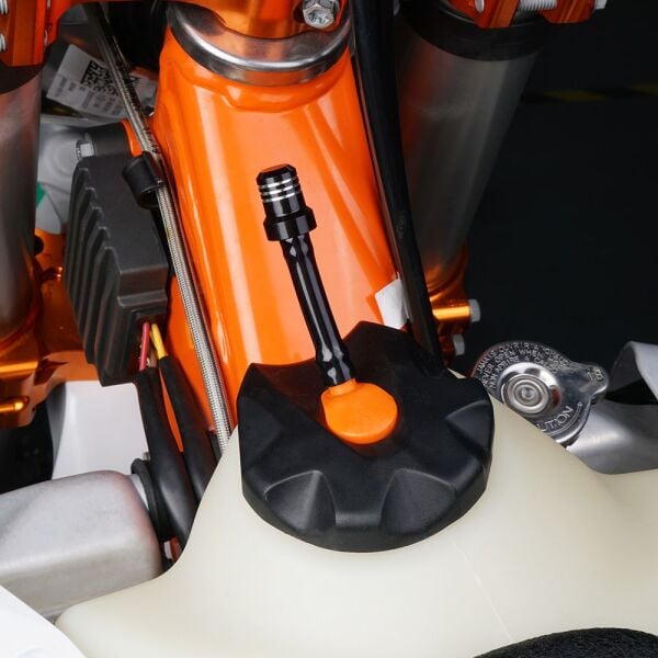 KTM SX XC EXC EXC-F XC-W İçin Yakıt Deposu Kapağı Valf Havalandırma Borusu