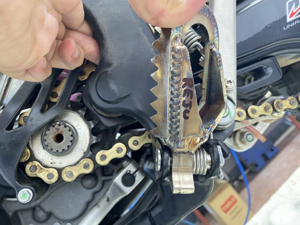 Footpegs Paslanmaz Çelik RIEJU 2020-2026 Tüm Modeller