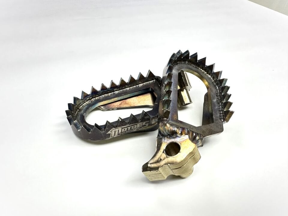 Motoes Paslanmaz Ayaklık RIEJU 2020-2026 Tüm Modeller İçin