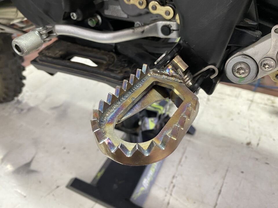 Footpegs Paslanmaz Çelik RIEJU 2020-2026 Tüm Modeller