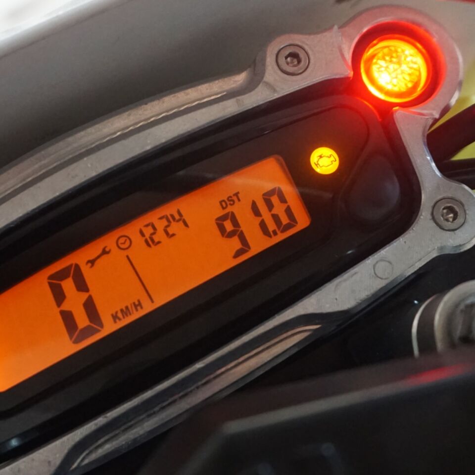 Husqvarna 2016-2023 için Motoes Saat Koruma GREY