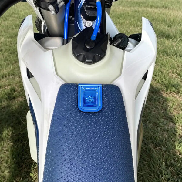 Husqvarna 125-450 FC/FX/TX/TC 23-26 ve 150-501 TE/FE 24-26 için Hızlı Çıkarılabilir Sele Montaj Kiti