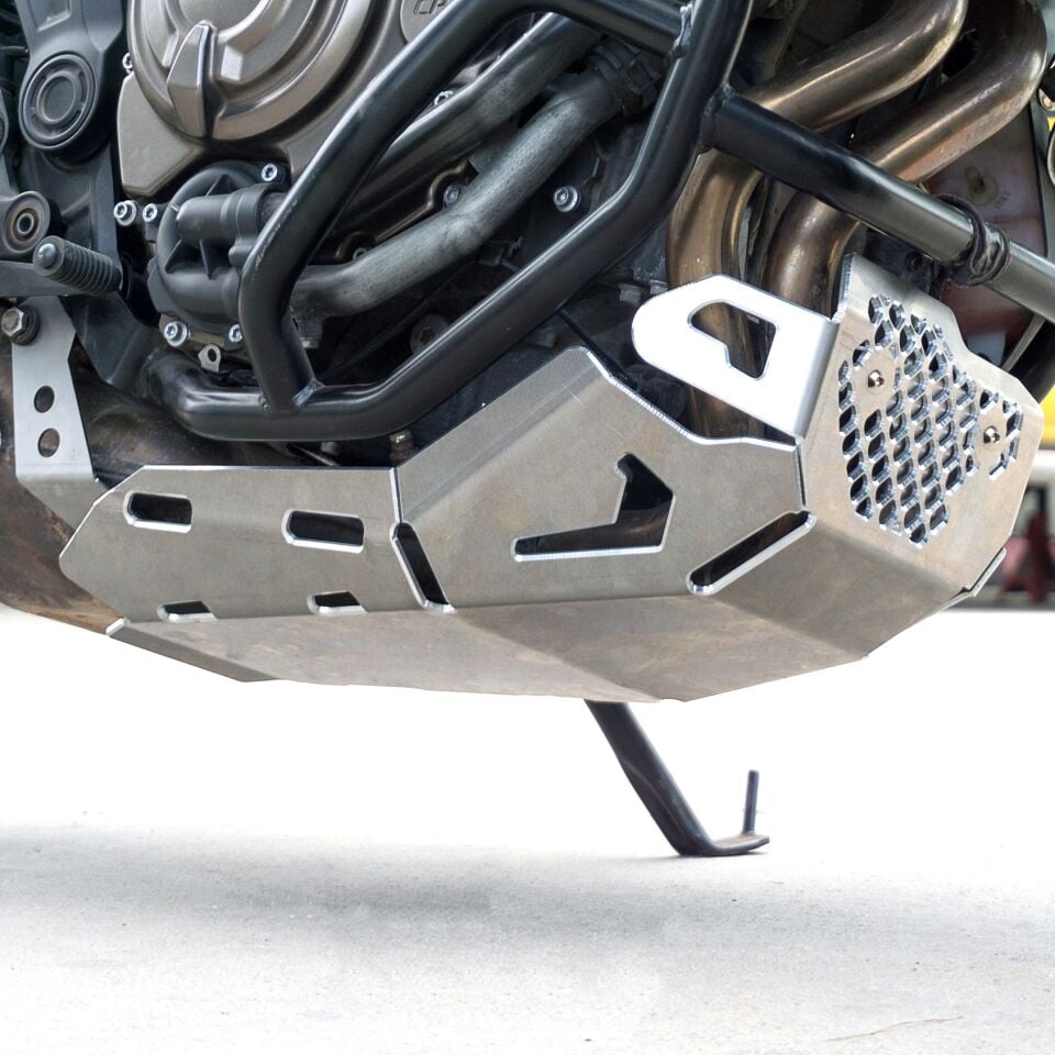 Yamaha MT-07 MT07 Tracer 2016-19 Gümüş Boru Korumalı Koruma Plakası