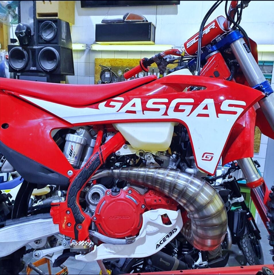 Motoes Salyangoz Tork Egzoz KTM-Husqvarna-GasGas 2T EXC/XC/XC-W/SX/TE/TX/EC TPI 250/300 2020-2023 Modelleri için