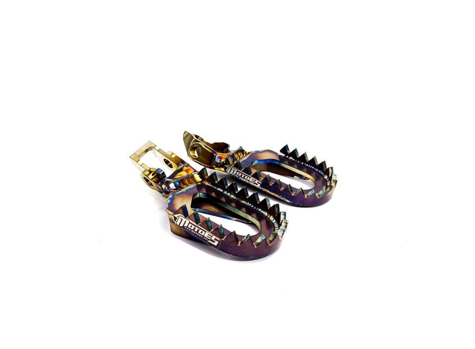 Motoes Paslanmaz Çelik Özel Ofset Pozisyonlu Ayaklık Gasgas 2021-2023 Modelleri İçin