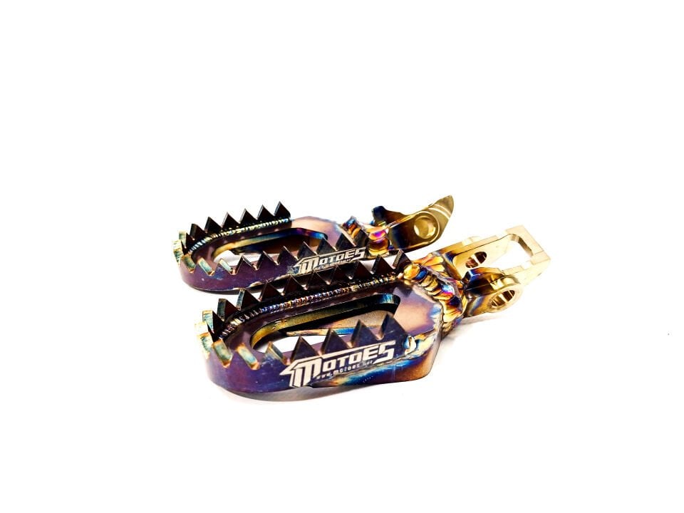 Husqvarna 2017-2023 Paslanmaz Çelik Özel Ofset Pozisyonlu Ayak Basamakları