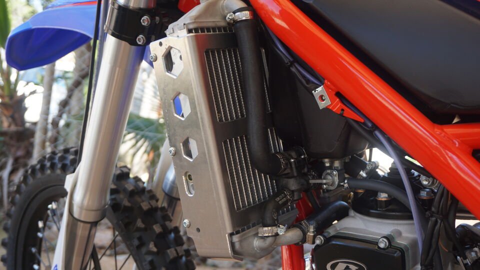 Beta Xtrainer 2015 - 2026 2T 250/300 için Radyatör Koruyucu