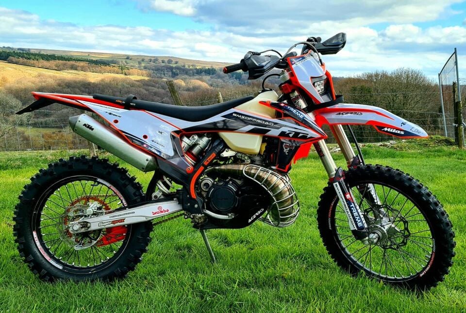 KTM Husqvarna 250/300 2T 2020-2023 İÇİN SALYANGOZ TEL KORUMA