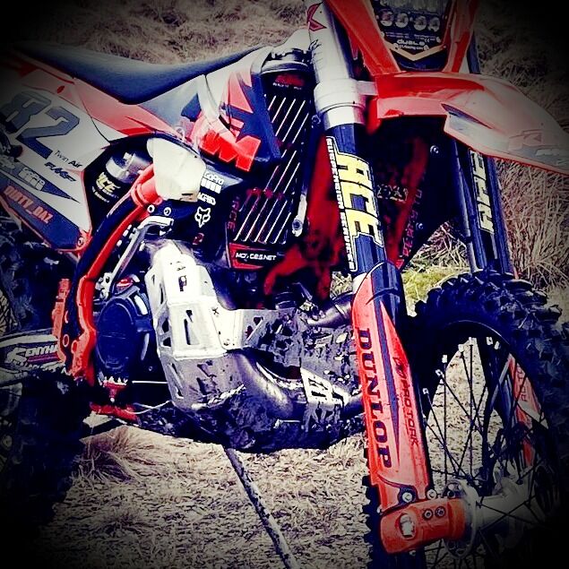 KTM, Husqvarna 2017-2019 250/300 2T için Karter ve Salyangoz Koruma