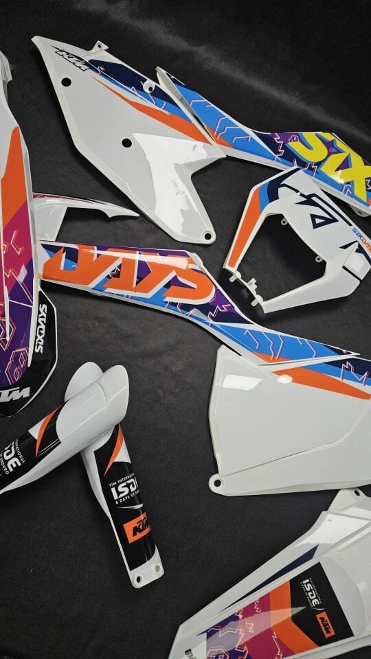 KTM 2020-2023 Model SIX DAYS Hazır Plastik Kaplamalı