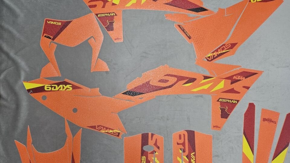 KTM 2024-2025 Model SIX DAYS FROZEN KAPLAMA STICKER SET