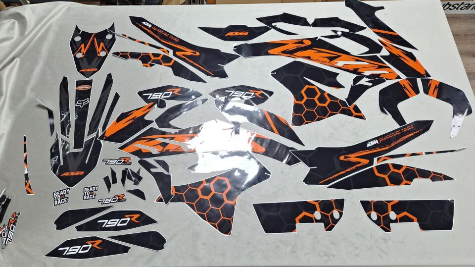 KTM 790 ADV R (2019–2022) Uyumlu Sticker Seti
