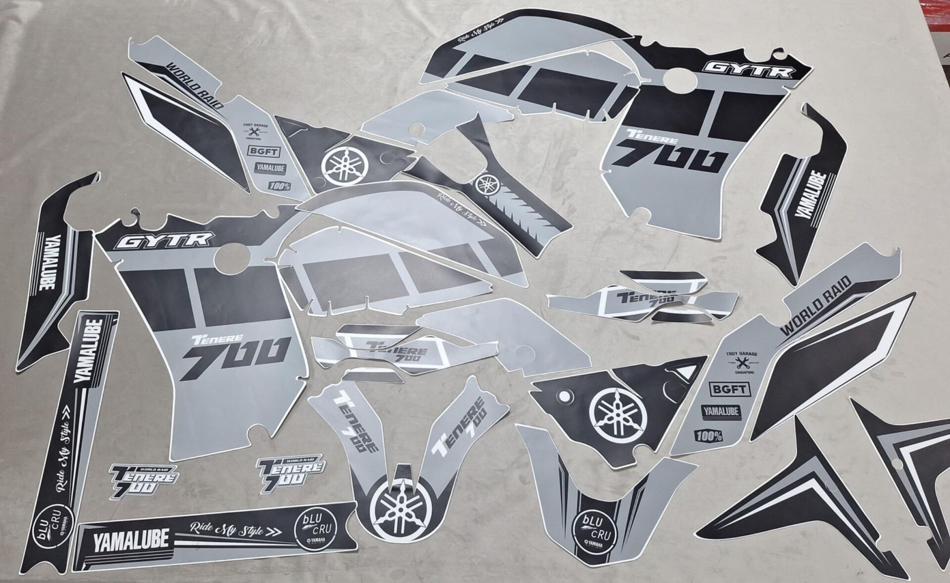 TENERE 700 (2019–2024) Uyumlu Sticker Seti – Outlet