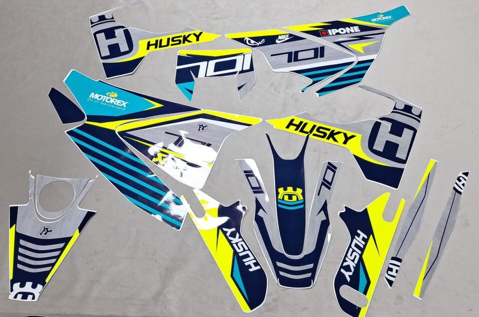 HUSQVARNA 701 Supermoto (2016–2023) Uyumlu Sticker Seti – Outlet